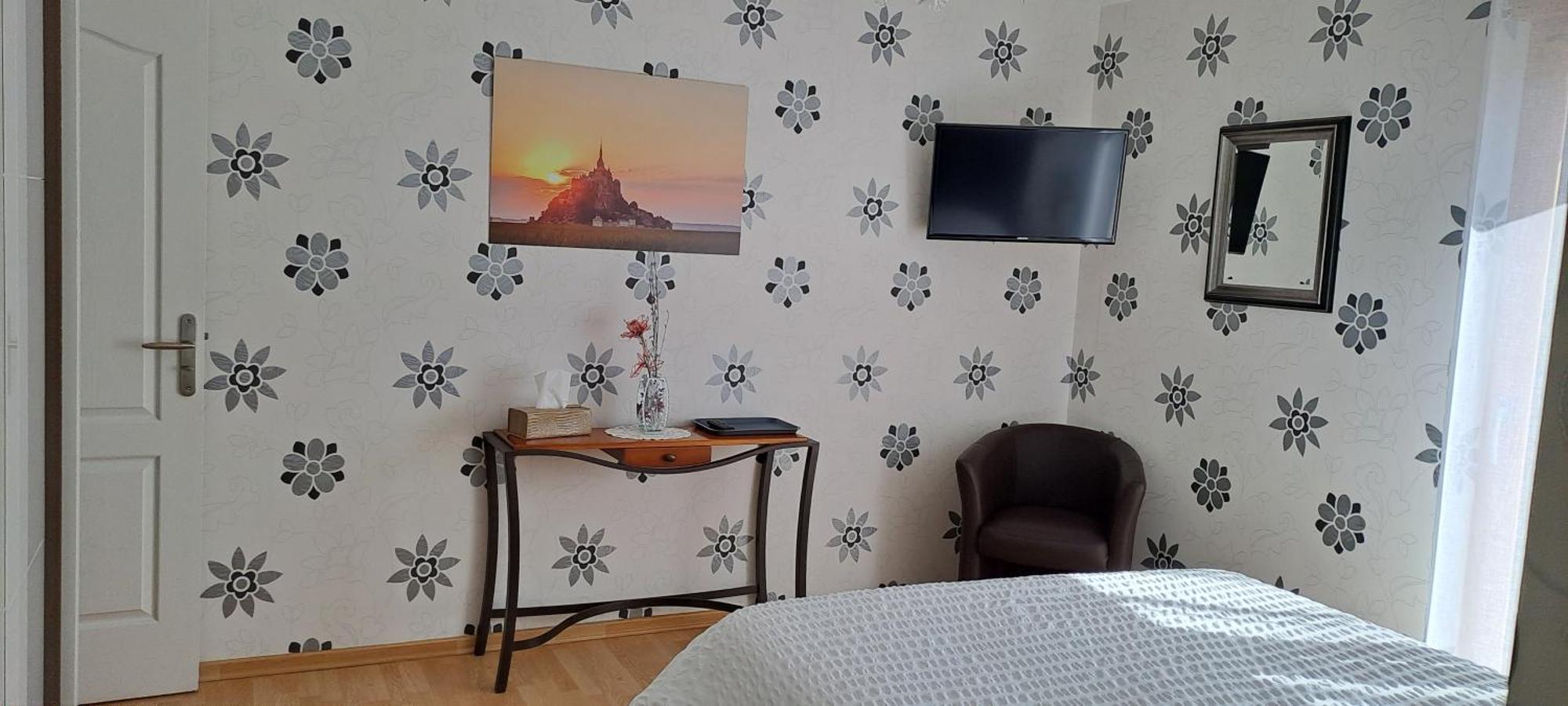 B&B La Rive - Le Mont Saint Michel Ardevon Exterior photo