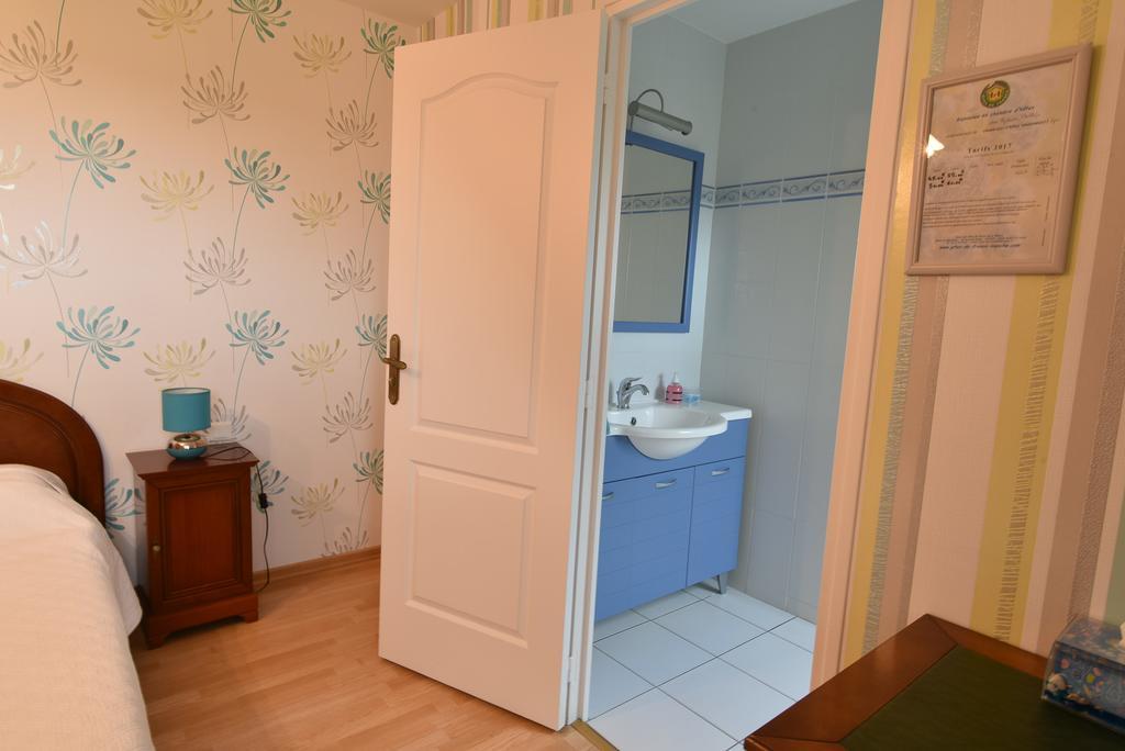 B&B La Rive - Le Mont Saint Michel Ardevon Exterior photo