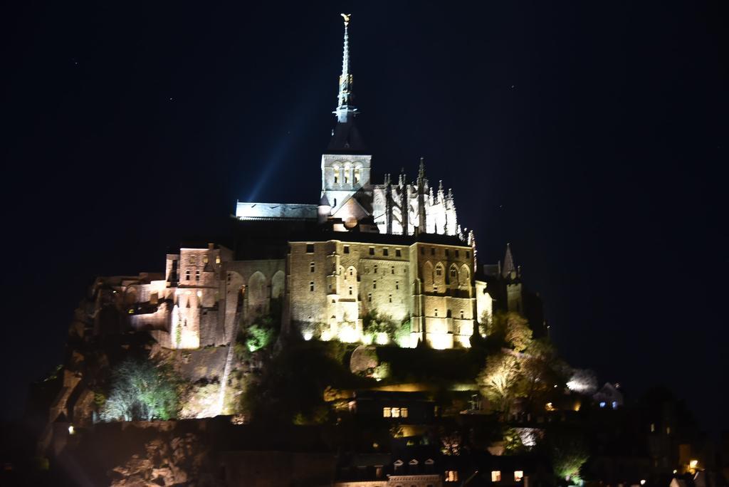 B&B La Rive - Le Mont Saint Michel Ardevon Exterior photo